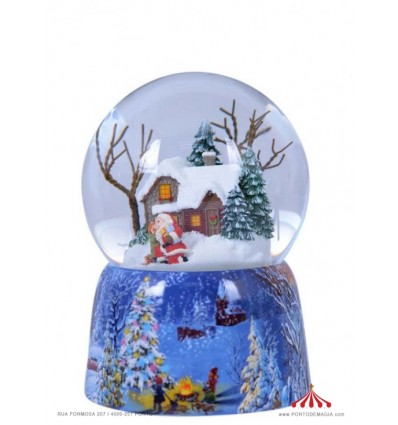 Snow globe Christmas house