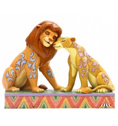 Love at Pride Rock (Simba & Nala Figurine)