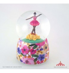 Bailarina com flores - Bola de Neve