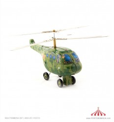 Helicóptero verde em chapa